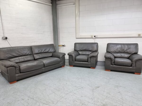 Harveys 3 Piece Suite Grey Leather Sofa and Chairs - Image 3