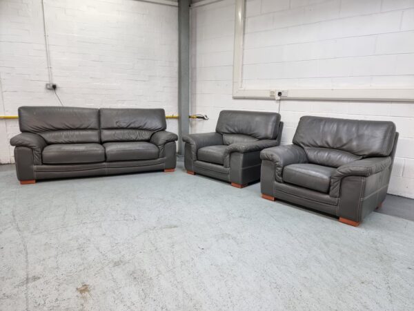 Harveys 3 Piece Suite Grey Leather Sofa and Chairs - Image 4