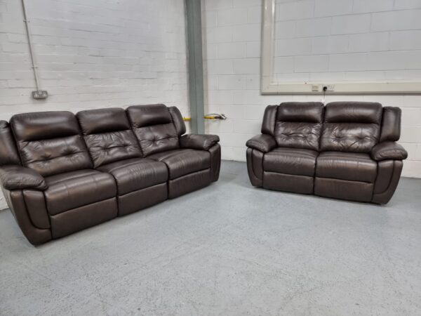 La-Z-Boy Brown Leather Electric Recliner Sofas - Image 6