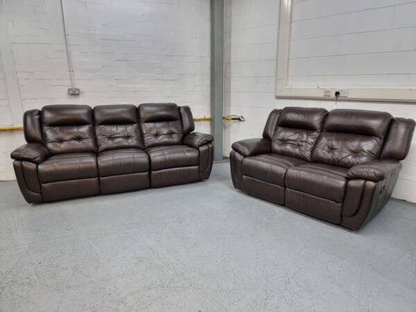 La-Z-Boy Brown Leather Electric Recliner Sofas - Image 5