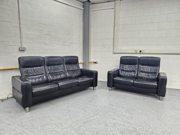 Ekornes Stressless Black Leather 3 and 2 Seater Sofas - Image 5