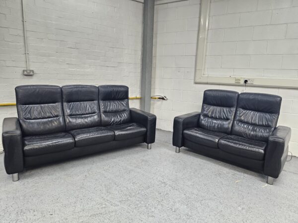 Ekornes Stressless Black Leather 3 and 2 Seater Sofas - Image 4