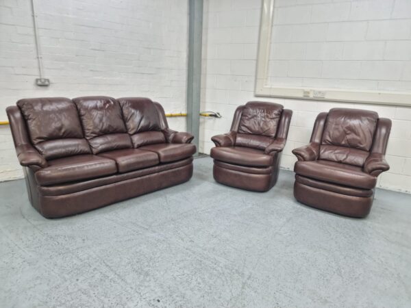 G Plan Premium Leather High Seat 3 Piece Suite Sofa and Chairs - Image 3