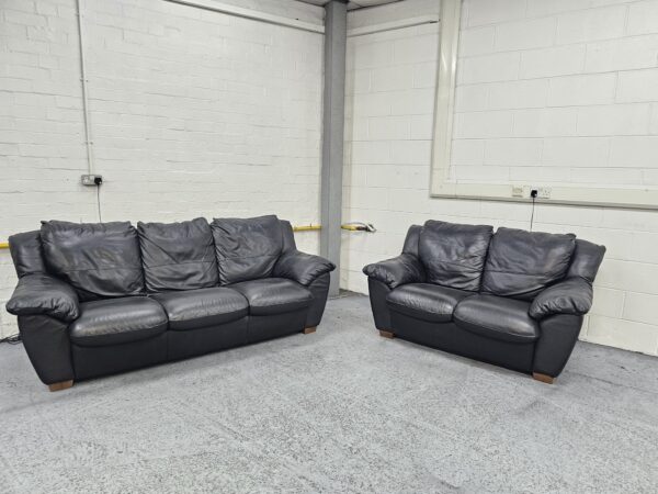 Black Leather 3 and 2 Seater Sofas - Image 4
