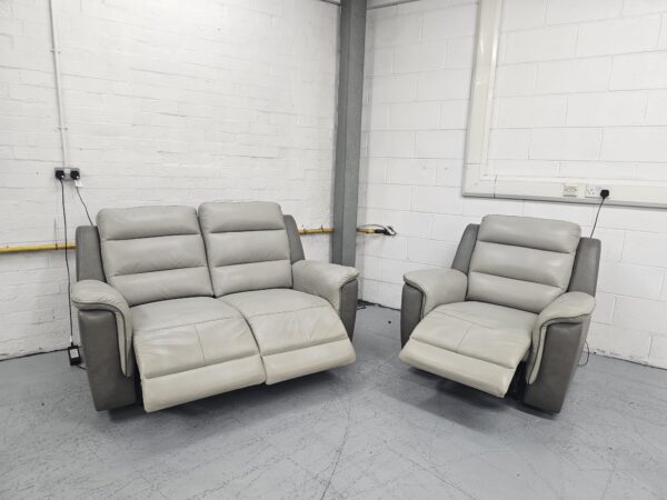 Scs Two-Tone Grey Leather 2 and 1 Seater Electric Recliner Sofa and Chair with USB - Image 5