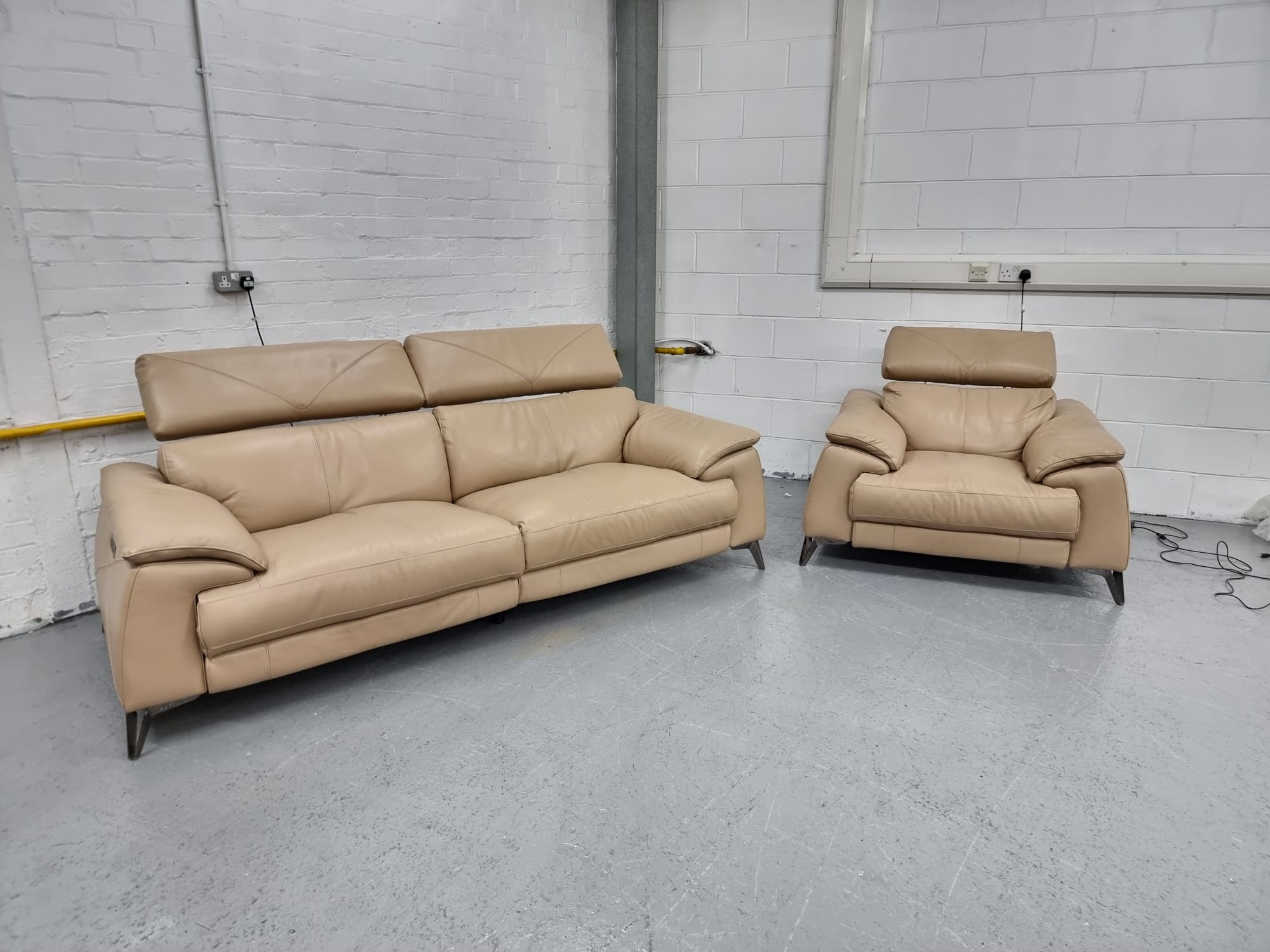 Caldo 3 seater power recliner sales