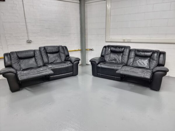 Scs Leather 2 Seaters Manual Recliner Sofas - Image 5