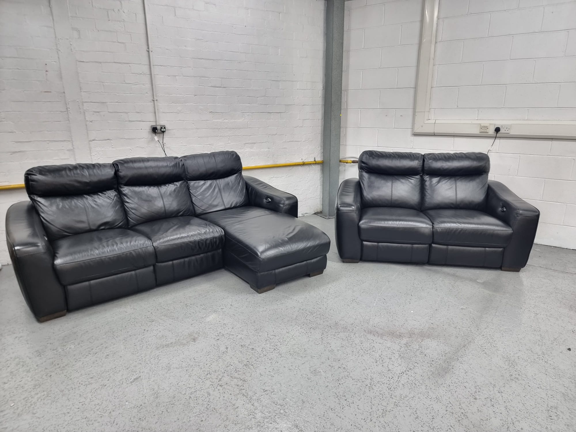 Dfs electric 2025 recliner