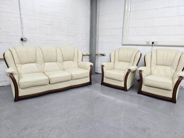 Italian Leather 3 Piece Suite Sofa and Chairs