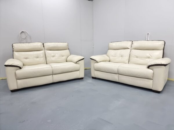 Violino Full Italian Cream Leather 2 Seater Sofas - Image 3
