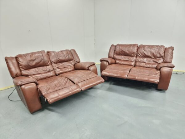 Violino Full Real Italian Leather 2 Seaters Electric Recliner Sofas - Image 4
