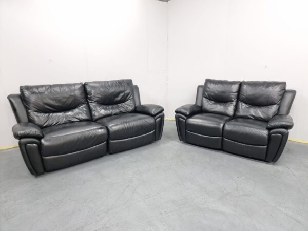 Scs Black Leather 3 Electric and 2 Seater Manual Recliner Sofas - Image 2