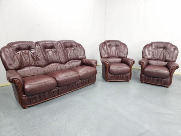Italian Oxblood Leather Three Seater and Two Chairs - Image 5