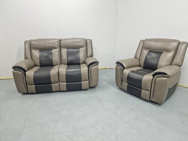 Scs Leather 2 and 1 Seater Electric Recliner Sofa and Chair with USB - Image 5