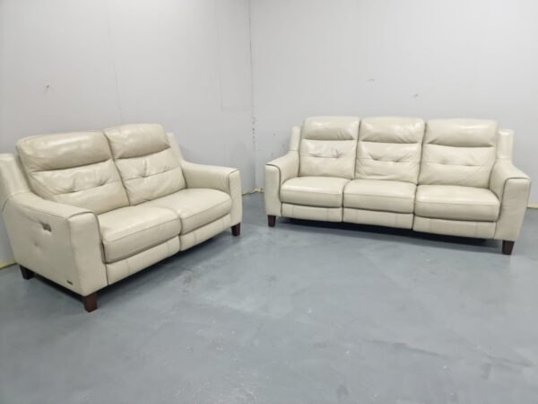 Violino Italian Full Premium Leather 3 and 2 Seater Electric Recliner Sofas - Image 2