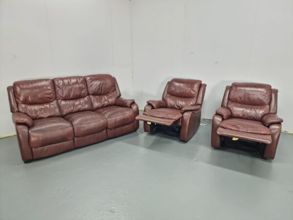 Sofa House Leather 3 Piece Suite Sofa and Recliner Chairs - Image 4