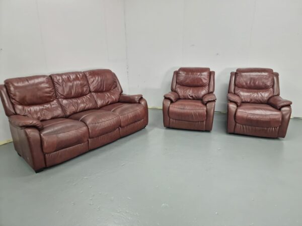 Sofa House Leather 3 Piece Suite Sofa and Recliner Chairs - Image 3