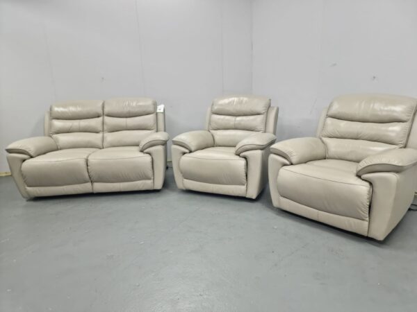 Oak Furniture Land Leather 3 Piece Suite Recliner Sofa and Chairs - Image 2