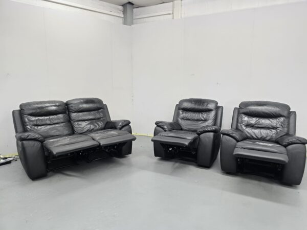 Black Leather 3 Piece Suite Manual Recliner Sofa and Chairs - Image 6
