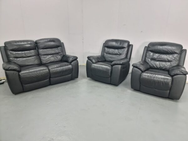 Black Leather 3 Piece Suite Manual Recliner Sofa and Chairs - Image 5