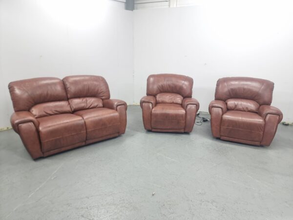 Oak Furniture Land Full Leather 3 Piece Suite Electric Recliner Sofa and Chairs - Image 2