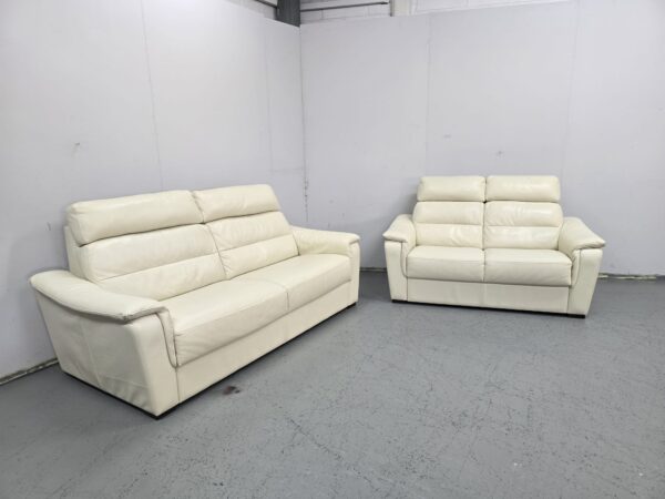 Italian Cream Leather 3 and 2 Seater Sofas - Image 3