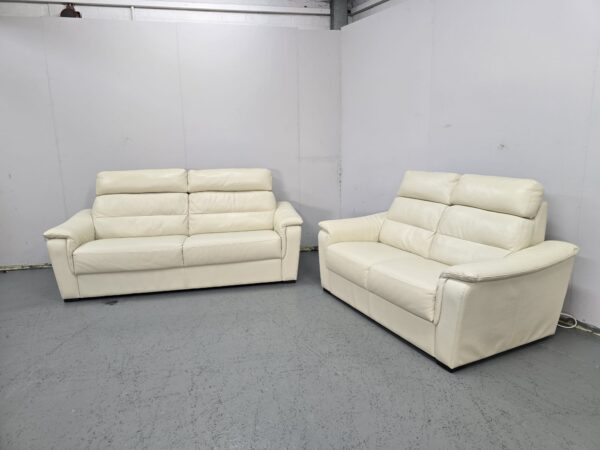 Italian Cream Leather 3 and 2 Seater Sofas - Image 4