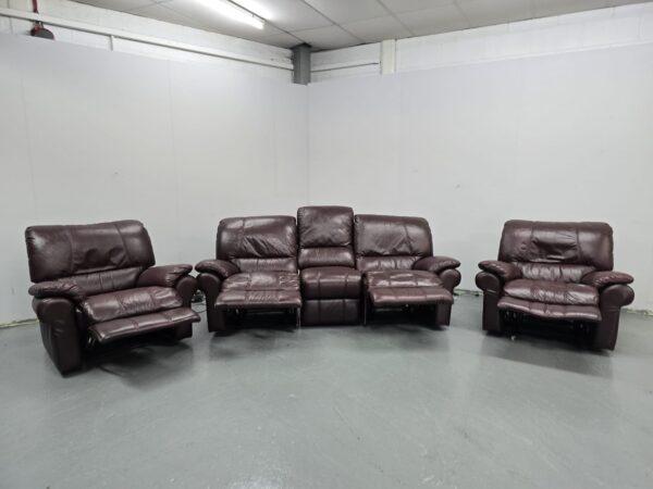 Oxblood Leather 3 Piece Suite Recliner Sofa and Chairs - Image 2