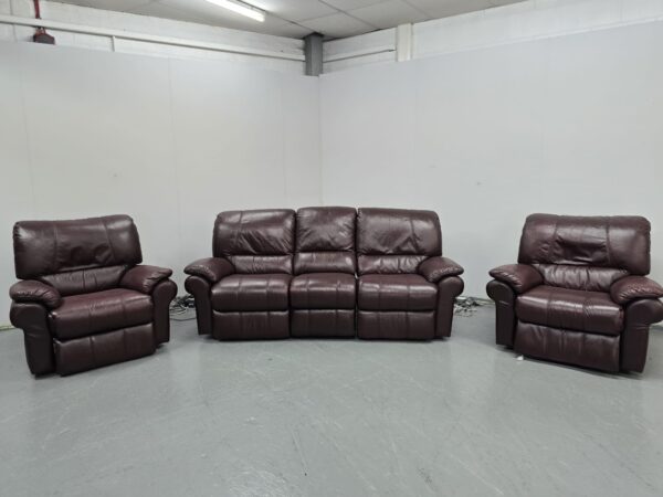 Oxblood Leather 3 Piece Suite Recliner Sofa and Chairs - Image 3