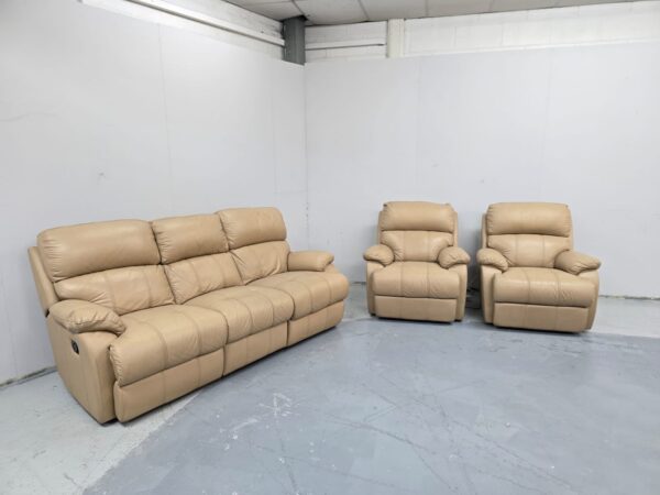 Leather 3 Piece Suite Recliner Sofa and Chairs - Image 3