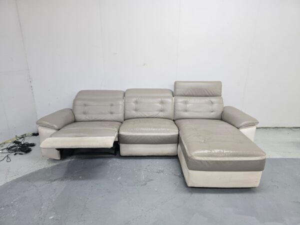 Harvey's Leather and Suede 3 Seater Electric Recliner Chaise - Image 4