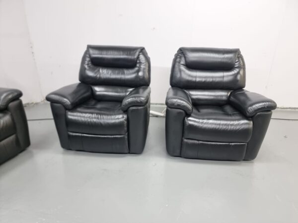 Ex Display Lazyboy Leather 3 Piece Suite Sofa and Chairs - Image 6