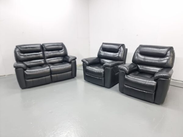 Ex Display Lazyboy Leather 3 Piece Suite Sofa and Chairs - Image 4