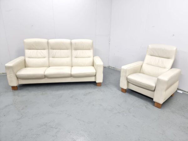 Ekorness Stressless Cream Leather 3 and 1 Seater Sofa and Chair - Image 4
