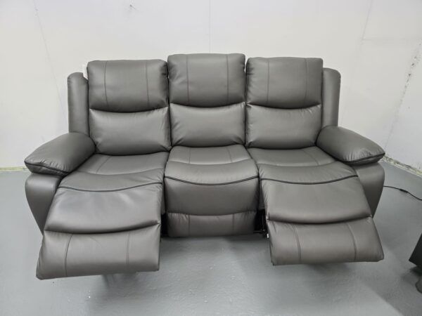 Harald Grey Leather 3 Seater Electric Recliner Sofa with USB - Image 3