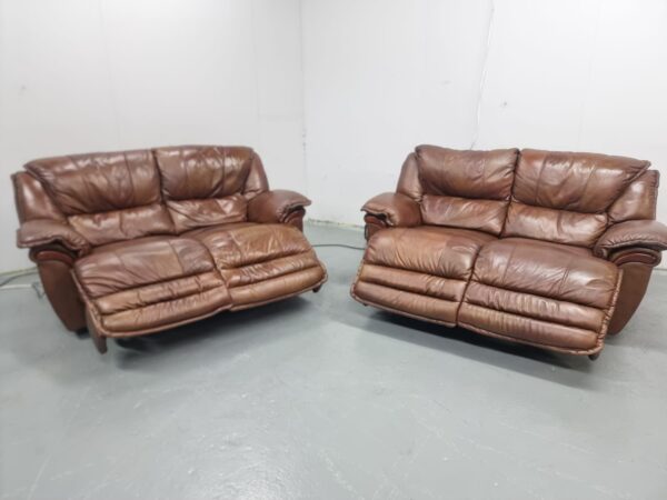 Italian Full Leather 2 and 2 Seater Recliner Sofas - Image 5