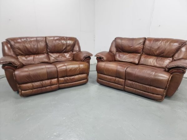 Italian Full Leather 2 and 2 Seater Recliner Sofas - Image 3