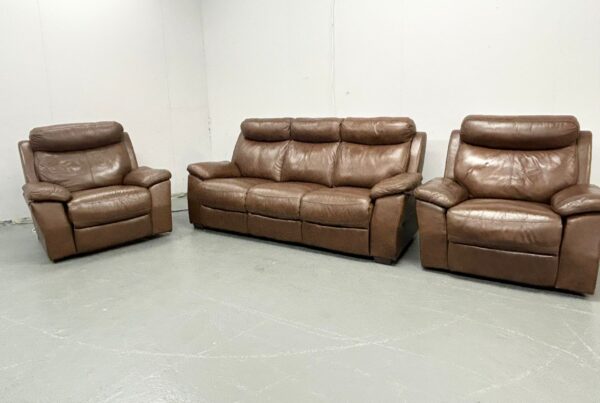 Dfs Leather 3 Piece Suite Sofa and Chairs - Image 3