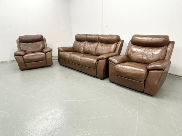 Dfs Leather 3 Piece Suite Sofa and Chairs - Image 4