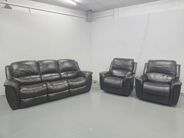 Lazyboy Leather 3 Piece Suite Standard Sofa and Recliner Chairs