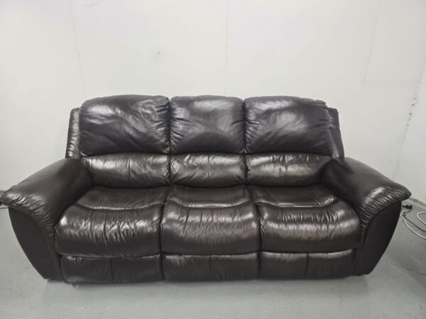 Lazyboy Leather 3 Piece Suite Standard Sofa and Recliner Chairs - Image 5