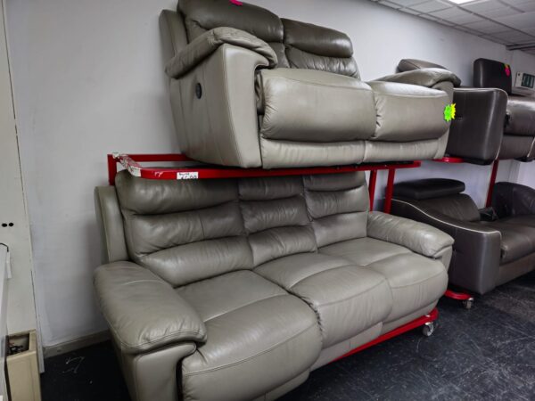 Dfs Leather 3 and 2 Seater Electric Recliner Sofas with USB - Image 3