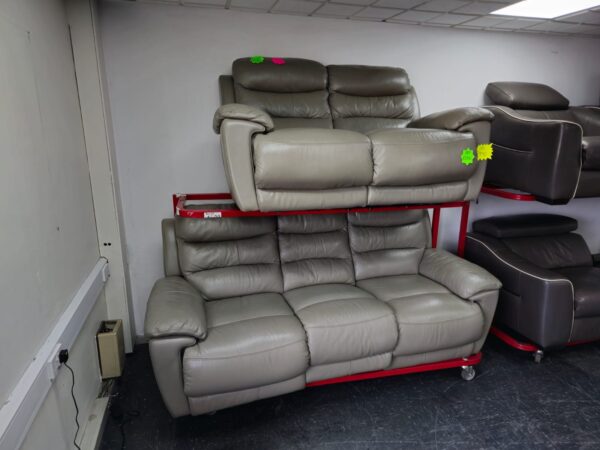 Dfs Leather 3 and 2 Seater Electric Recliner Sofas with USB - Image 2