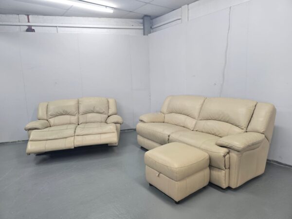 Scs Cream Leather 3 Seater Static and 2 Seater Electric Recliner Sofas with Ottoman - Image 6