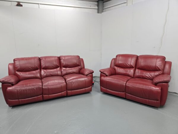 Scs Red Leather 3 and 2 Seater Electric Recliner Sofas - Image 4
