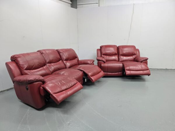 Scs Red Leather 3 and 2 Seater Electric Recliner Sofas - Image 5