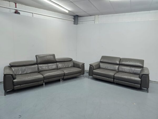 Ex Display Dfs Grey Leather Big 3 and 2 Seater Electric Recliner Sofas with USB - Image 4
