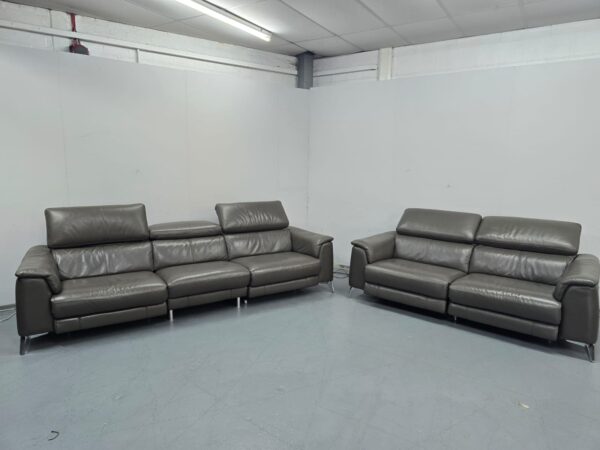 Ex Display Dfs Grey Leather Big 3 and 2 Seater Electric Recliner Sofas with USB - Image 8
