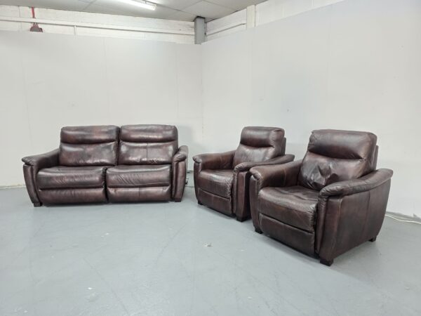 Leather 3 Piece Suite Electric Recliner Sofa and Chairs with USB - Image 3