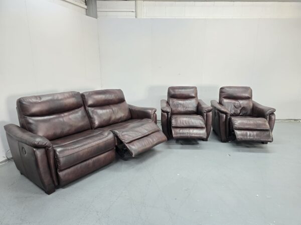 Leather 3 Piece Suite Electric Recliner Sofa and Chairs with USB - Image 5